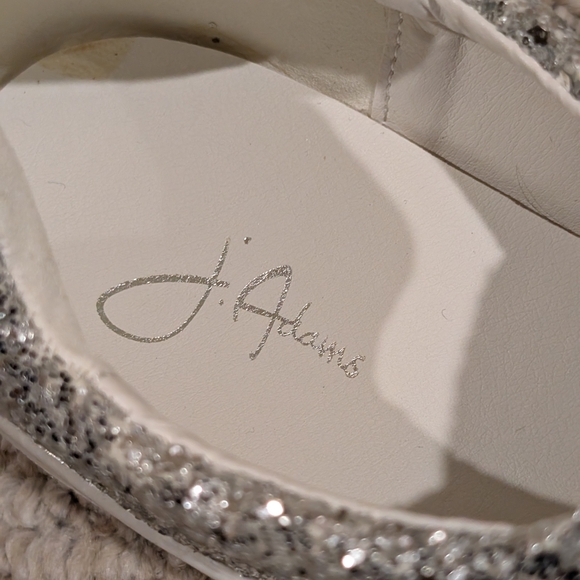 Women's Slip-on Silver Glitter Sneakers With Bow, Size 8.5 - Wally Sneakers - Picture 5 of 6